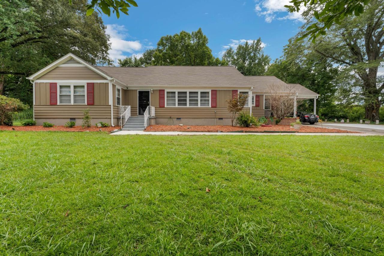Mins To Graceland Secluded Rambling Ranch Style Home ممفيس المظهر الخارجي الصورة